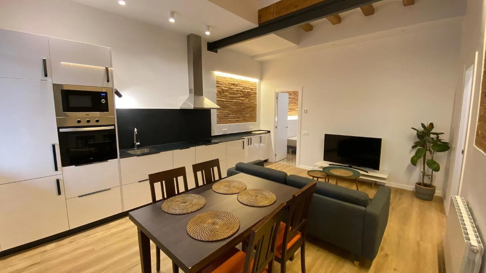 Poble Sec Charming Apartment 0*, Barcelona Spain