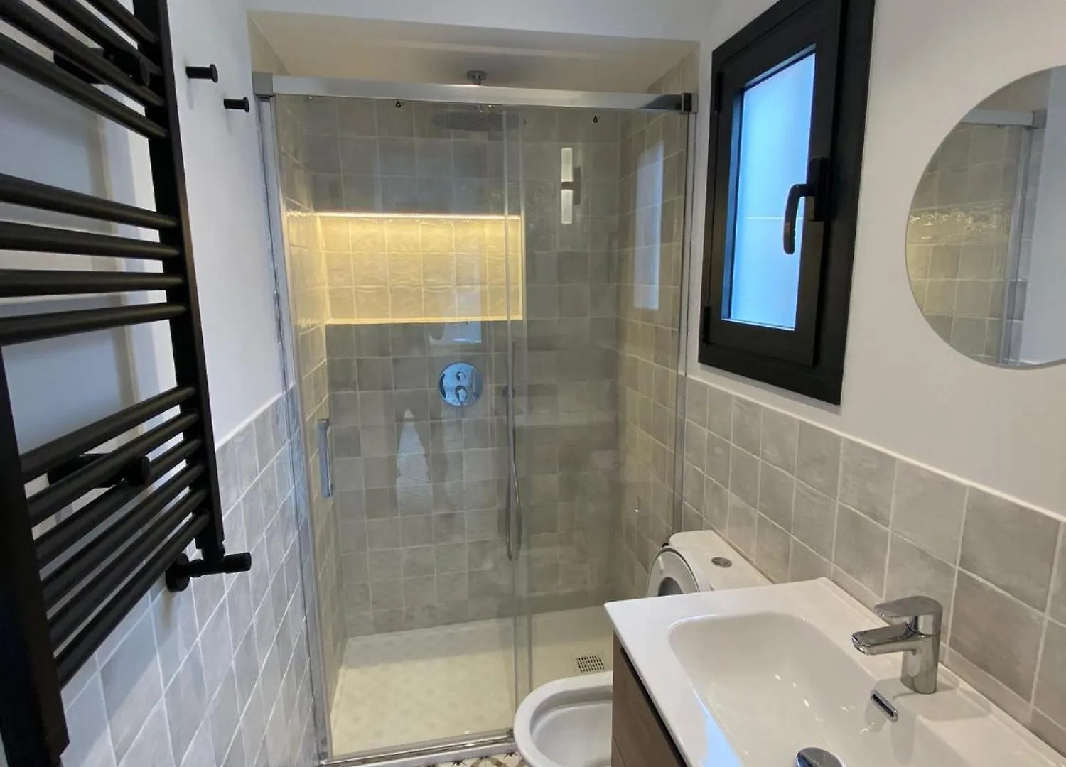 Poble Sec Charming Apartment