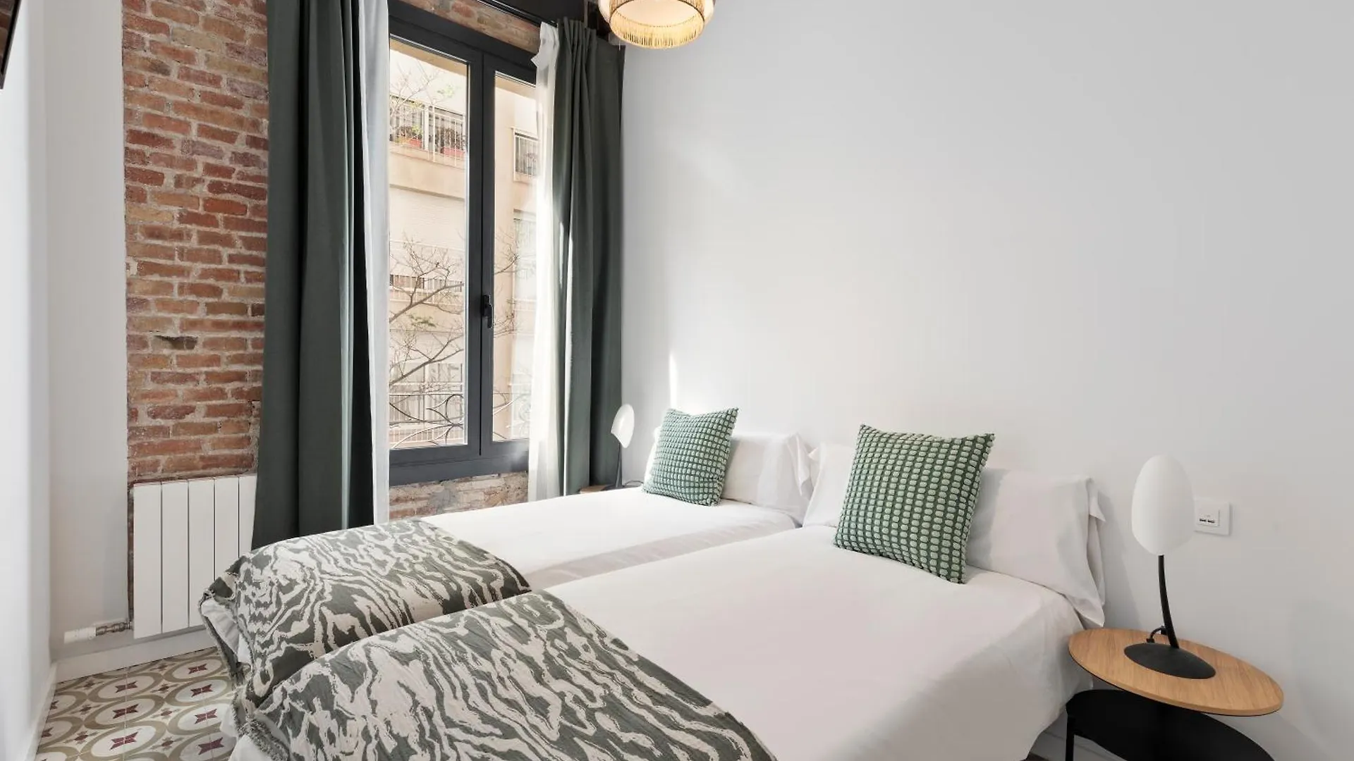 Poble Sec Charming Apartment Spain