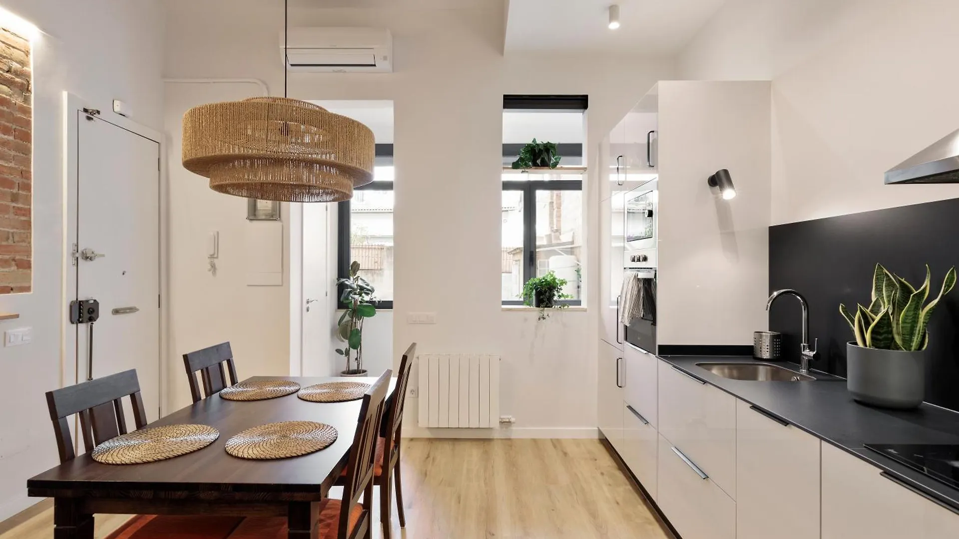 Poble Sec Charming Apartment 0*, Barcelona Spain